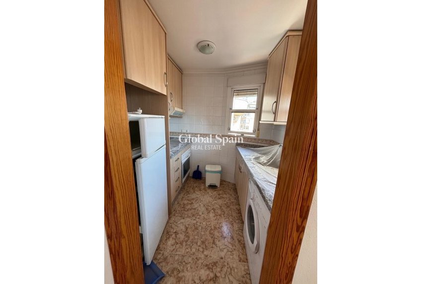 Revente - APPARTEMENT -
TORREVIEJA - Playa del Cura