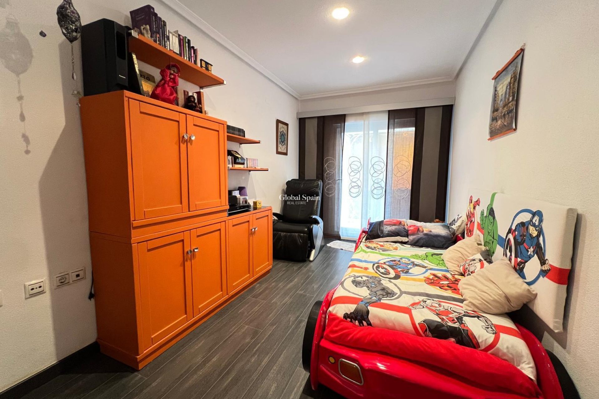 Revente - APPARTEMENT -
TORREVIEJA - Playa del Cura