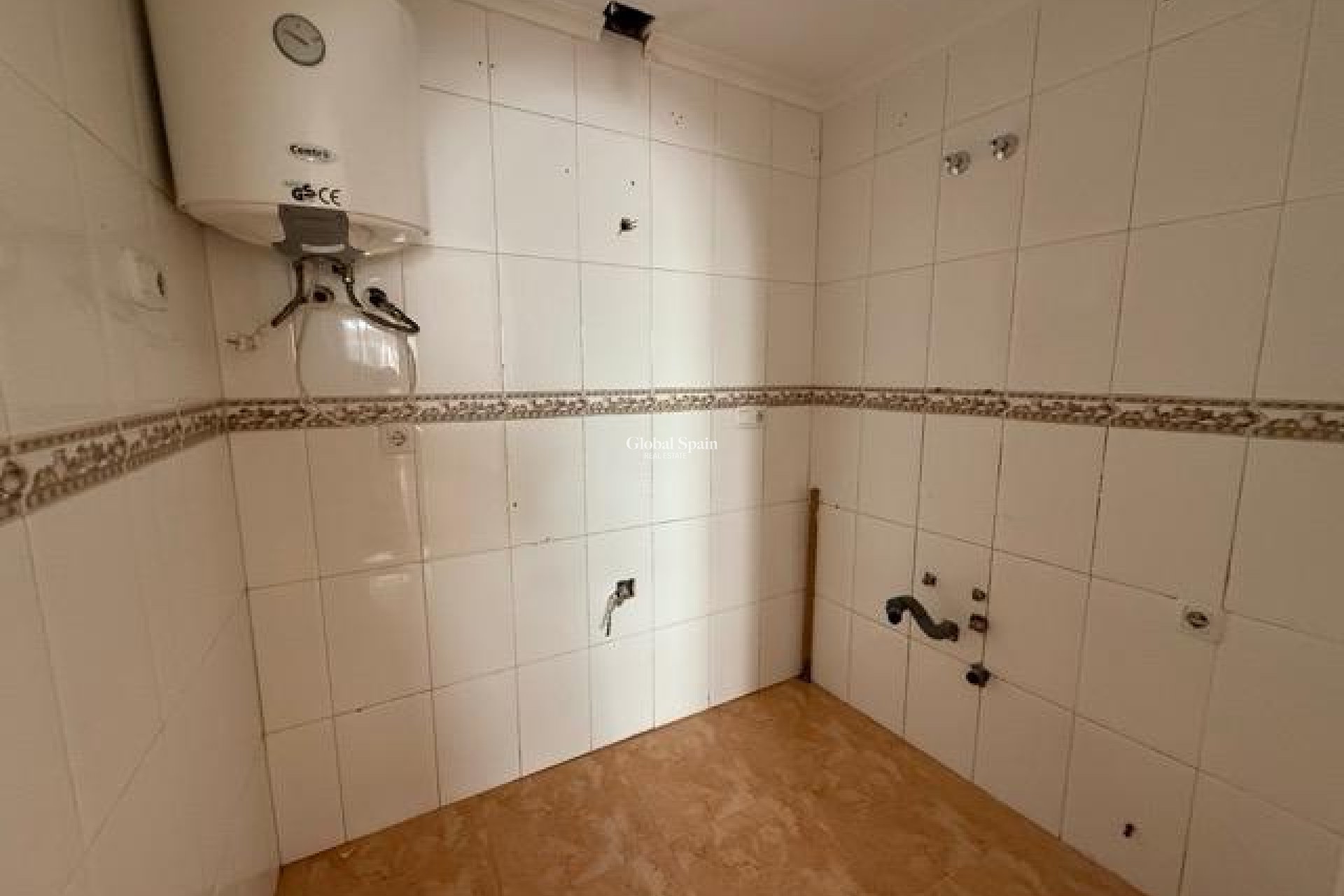 Revente - APPARTEMENT -
TORREVIEJA - Playa del Cura