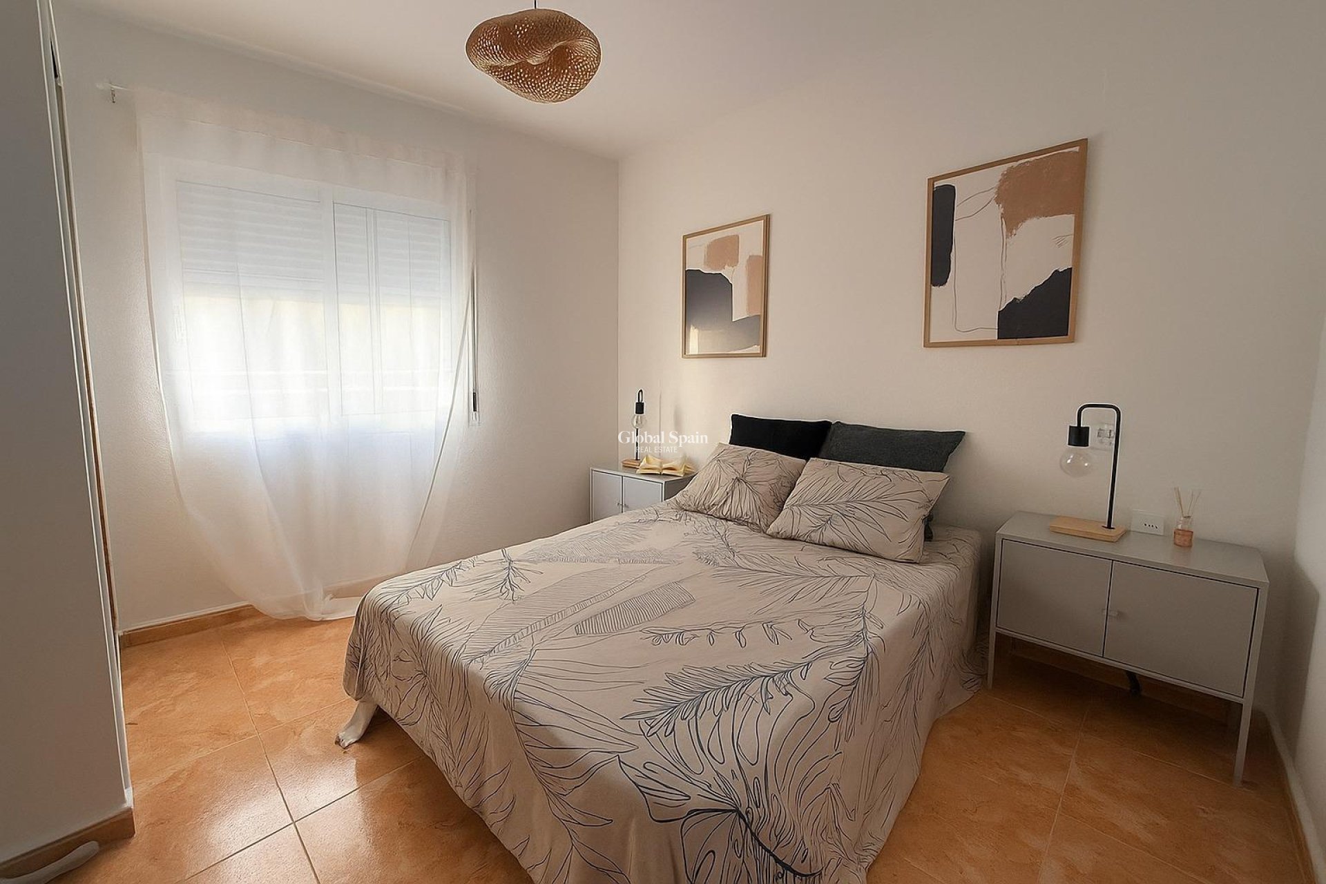 Revente - APPARTEMENT -
TORREVIEJA - Playa del Cura