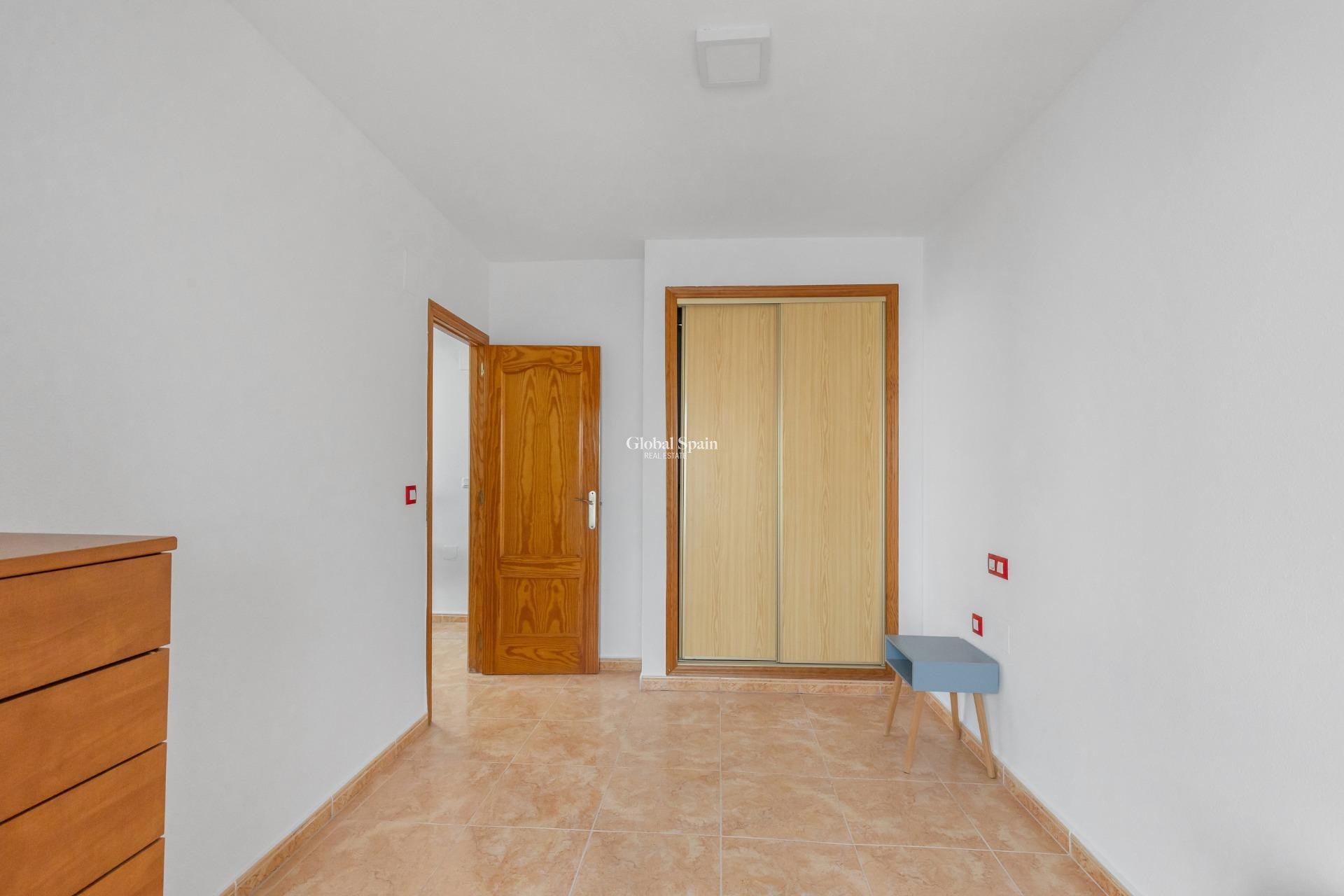 Revente - APPARTEMENT -
TORREVIEJA - Playa del cura