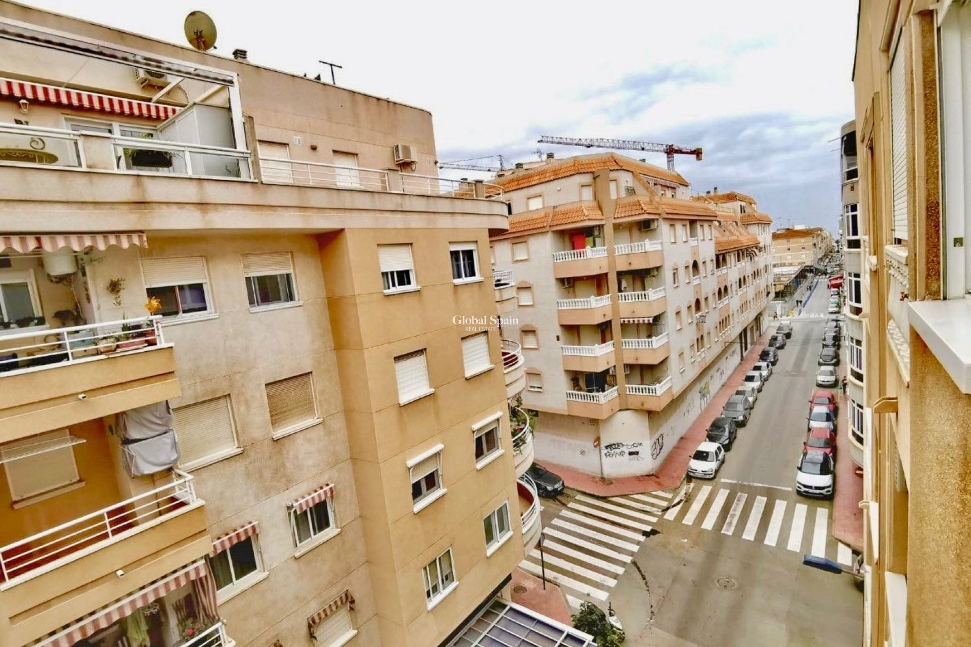 Revente - APPARTEMENT -
TORREVIEJA - Playa del cura