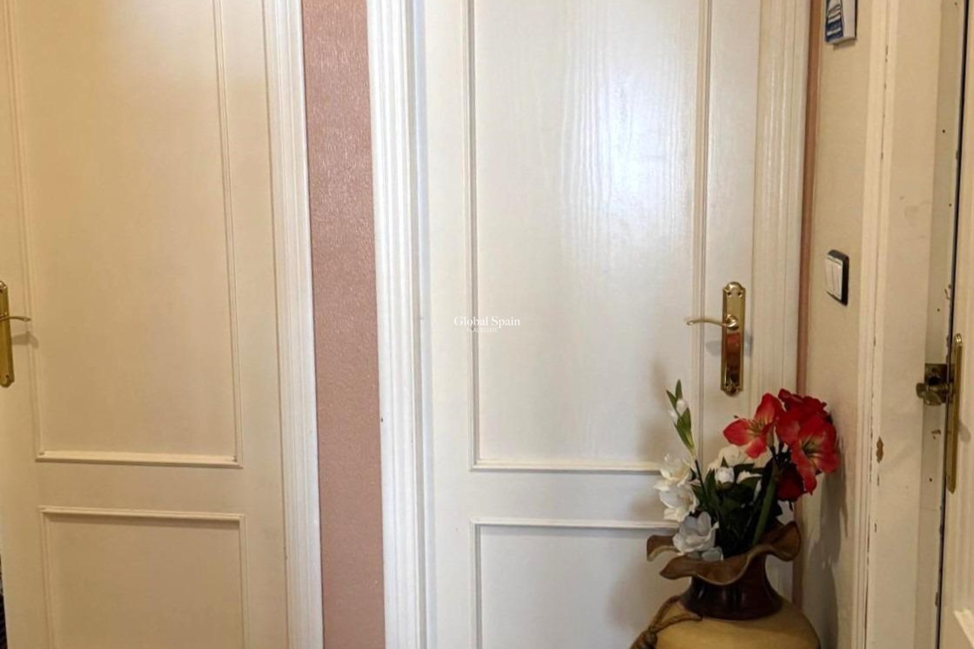 Revente - APPARTEMENT -
TORREVIEJA - Playa del Cura