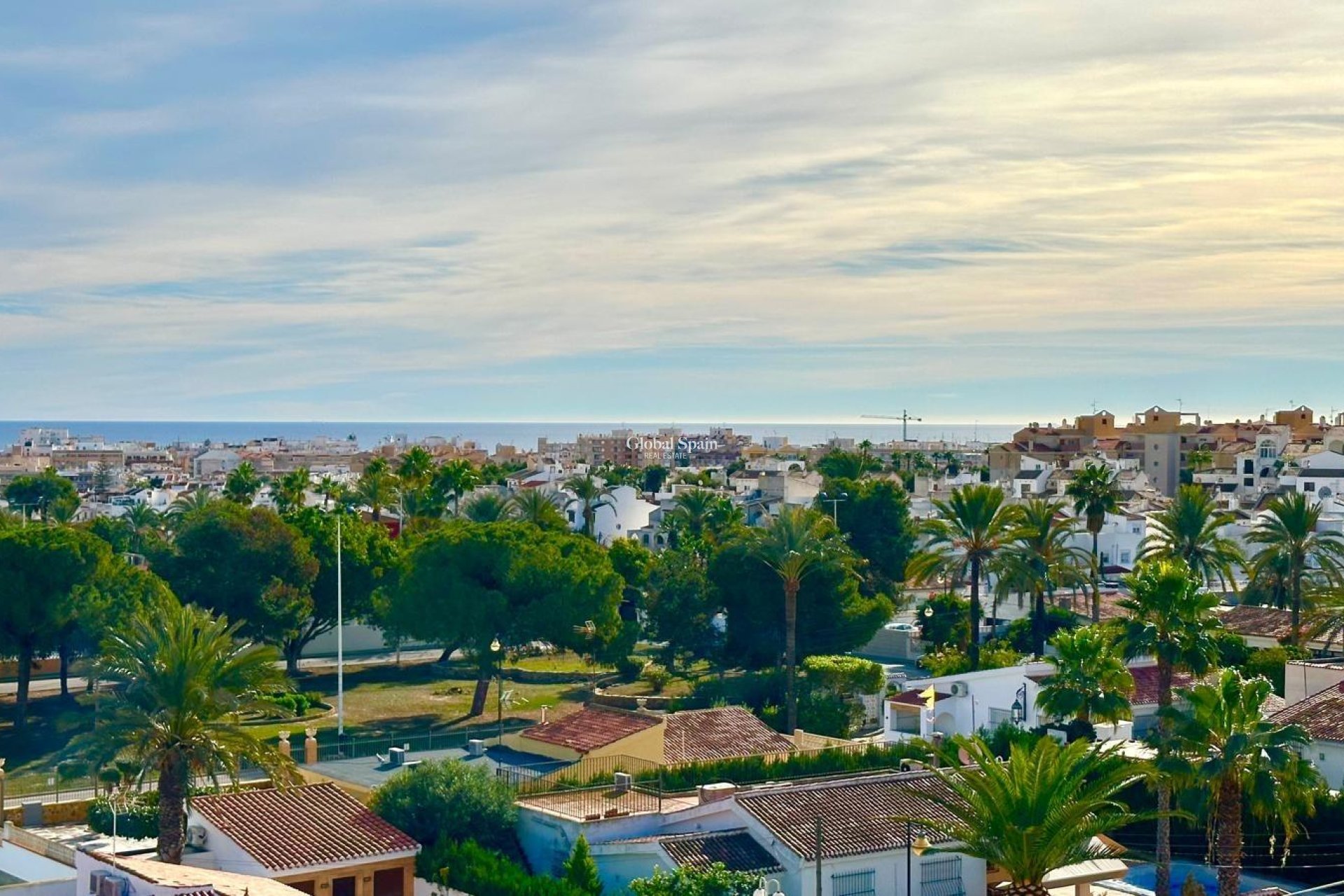 Revente - APPARTEMENT -
TORREVIEJA - Playa del Cura