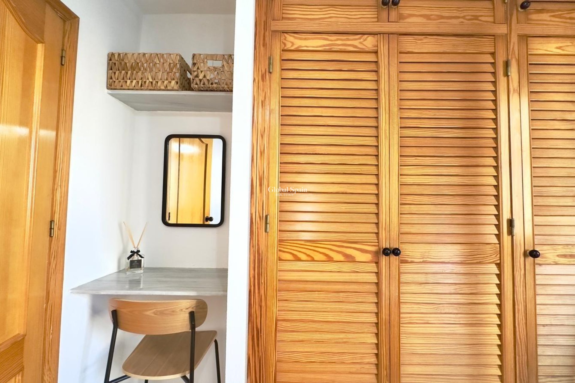 Revente - APPARTEMENT -
TORREVIEJA - Playa del Cura