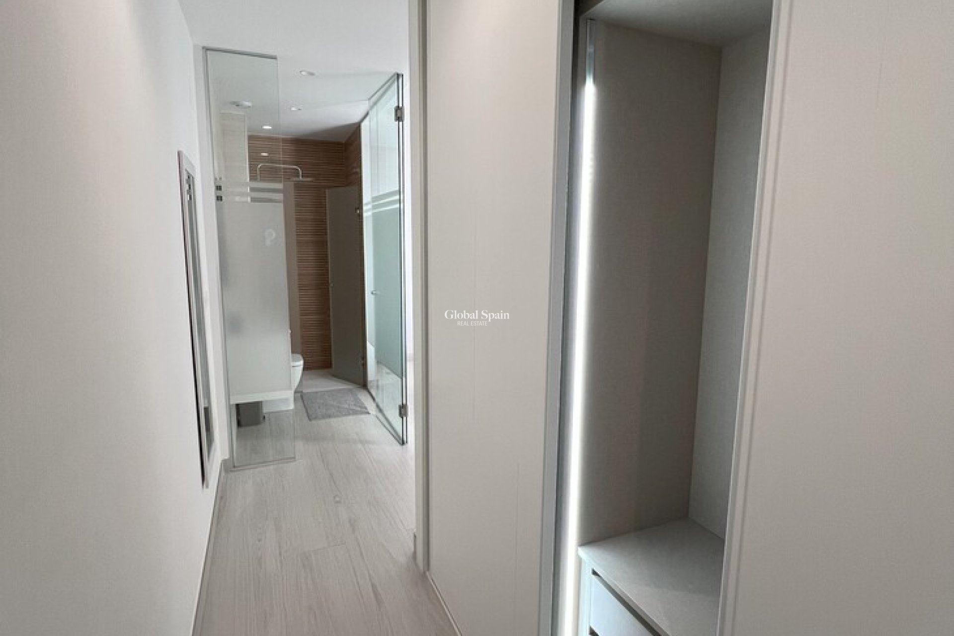 Revente - APPARTEMENT -
TORREVIEJA - Playa del Cura