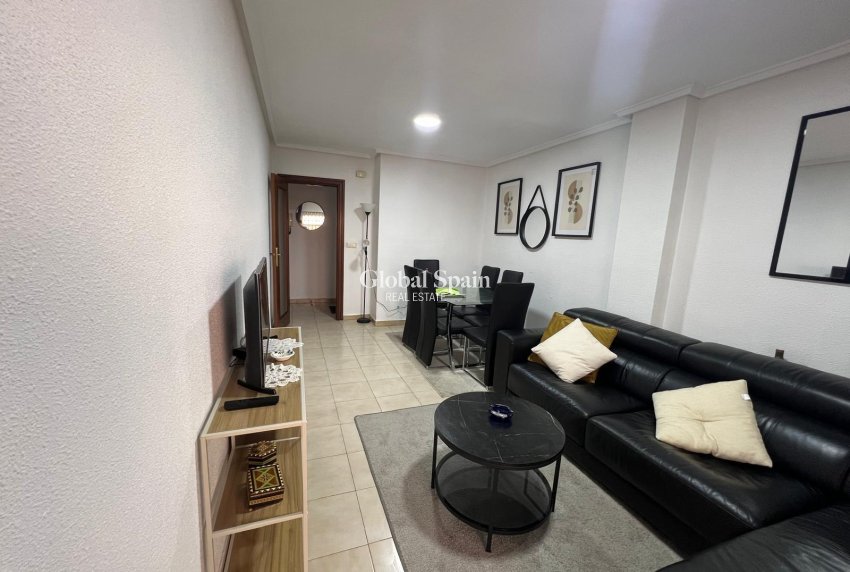 Revente - APPARTEMENT -
TORREVIEJA - Playa del Cura
