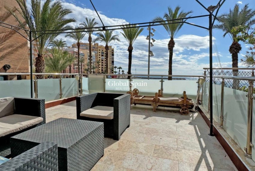 Revente - APPARTEMENT -
TORREVIEJA - Playa del Cura