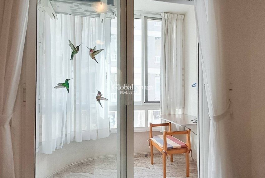 Revente - APPARTEMENT -
TORREVIEJA - Playa del Cura