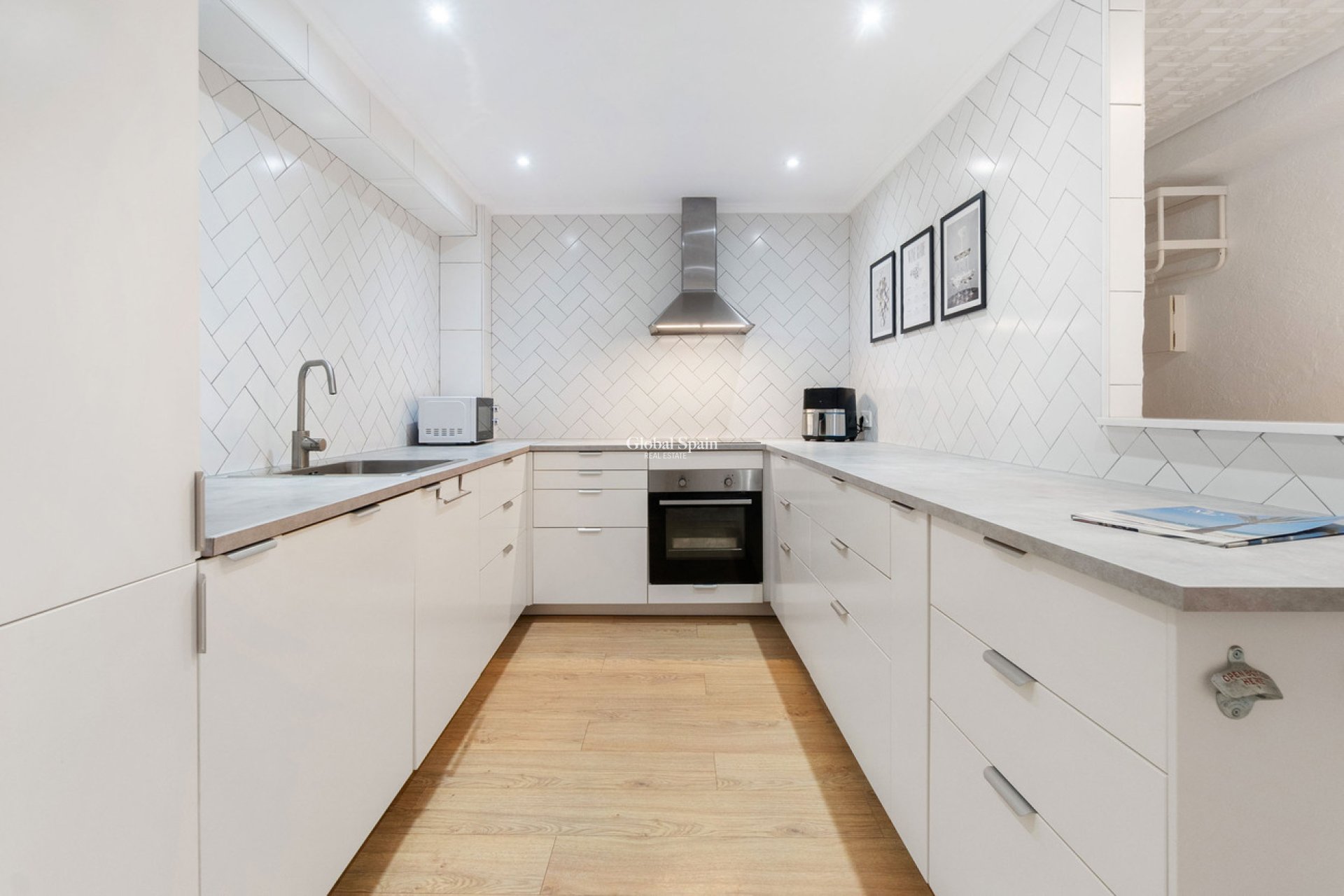 Revente - APPARTEMENT -
TORREVIEJA - Playa del Cura