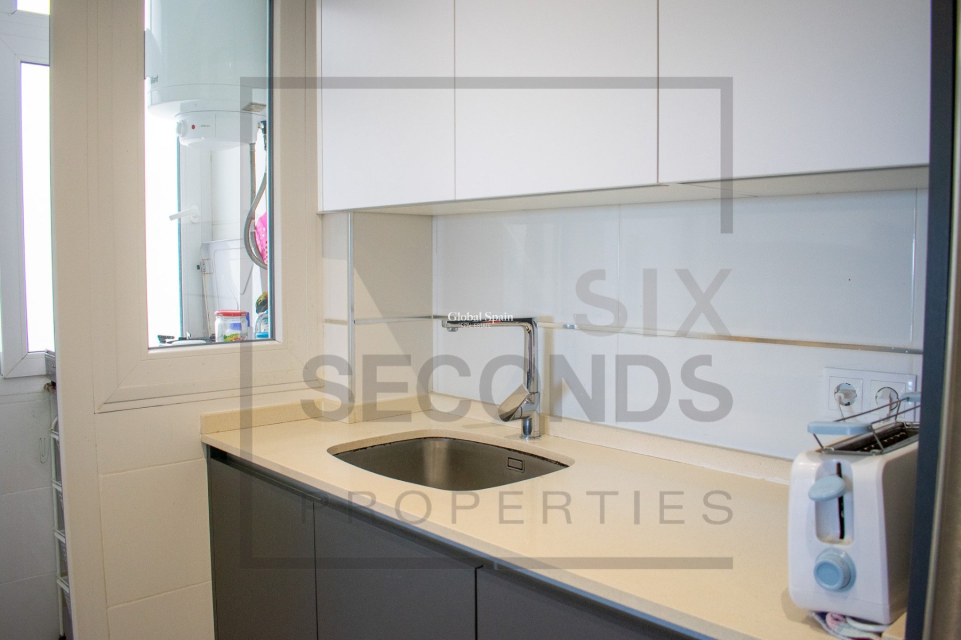 Revente - APPARTEMENT -
TORREVIEJA - Playa del Cura