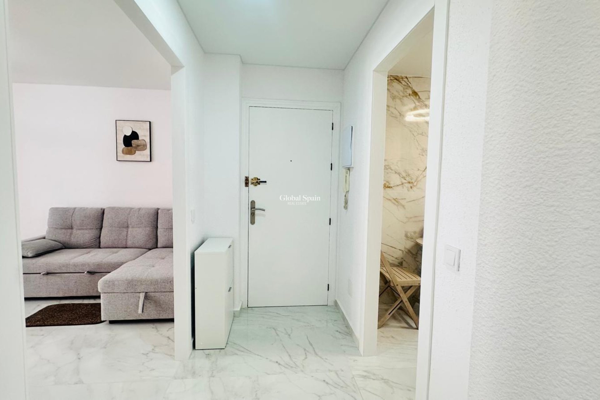 Revente - APPARTEMENT -
TORREVIEJA - Playa del Cura