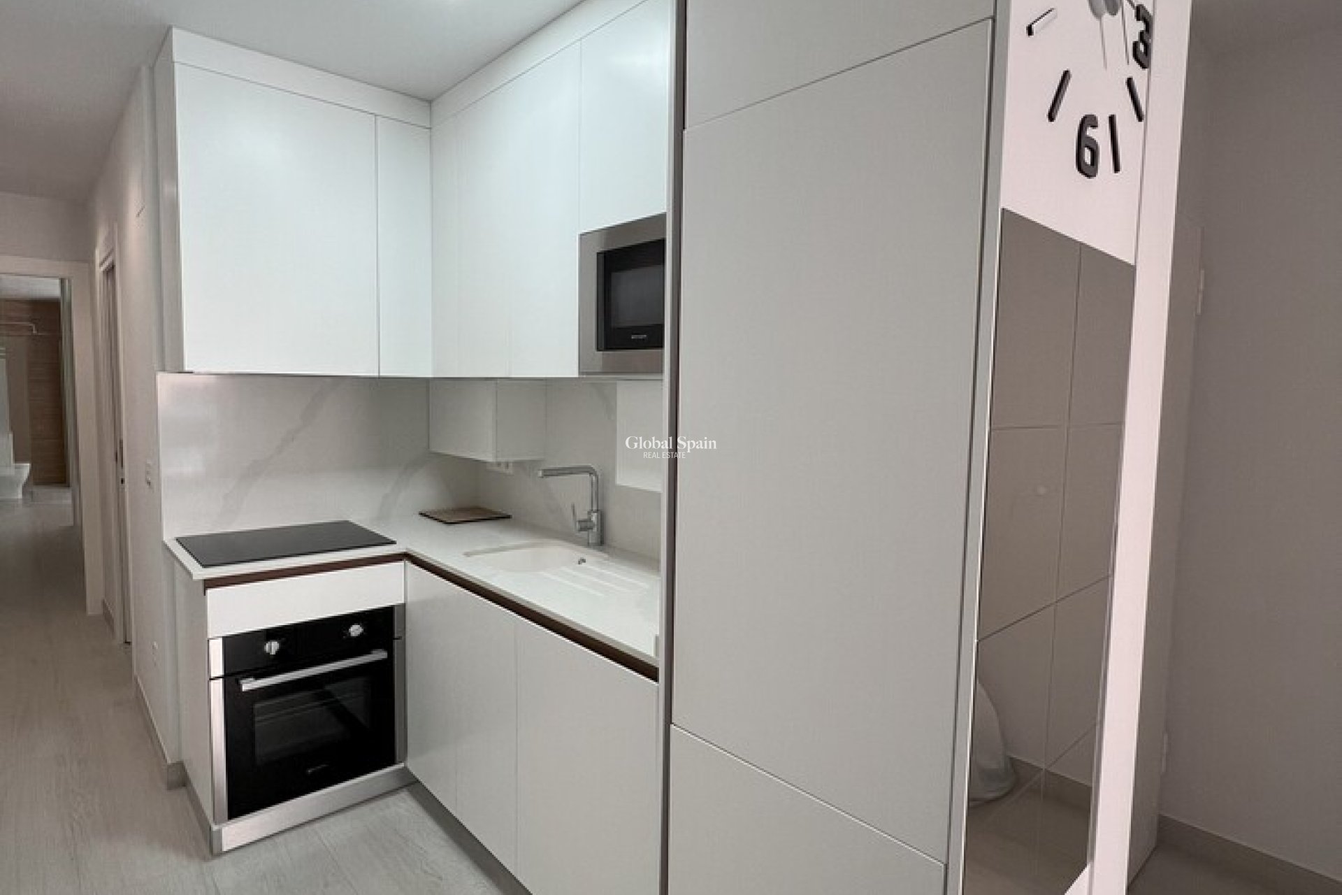 Revente - APPARTEMENT -
TORREVIEJA - Playa del Cura