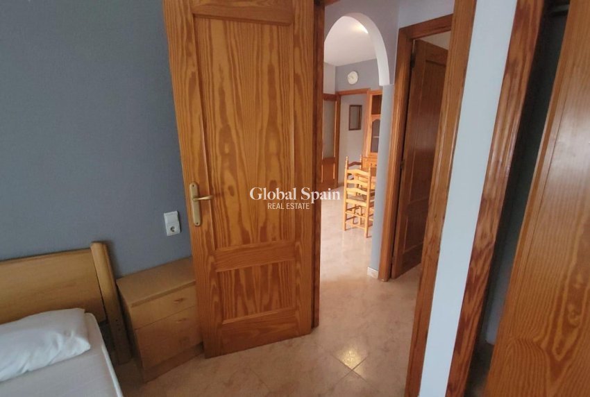 Revente - APPARTEMENT -
TORREVIEJA - Playa del Cura