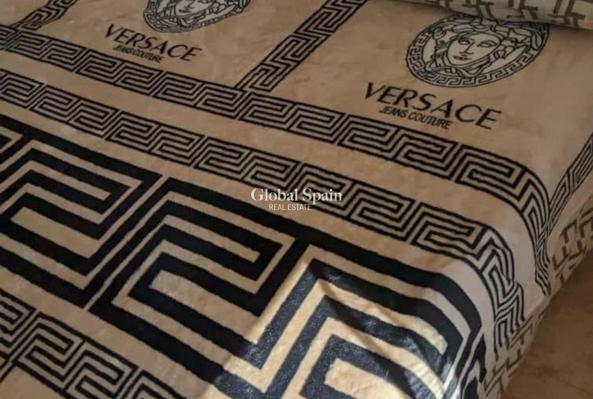 Revente - APPARTEMENT -
TORREVIEJA - Playa del Cura