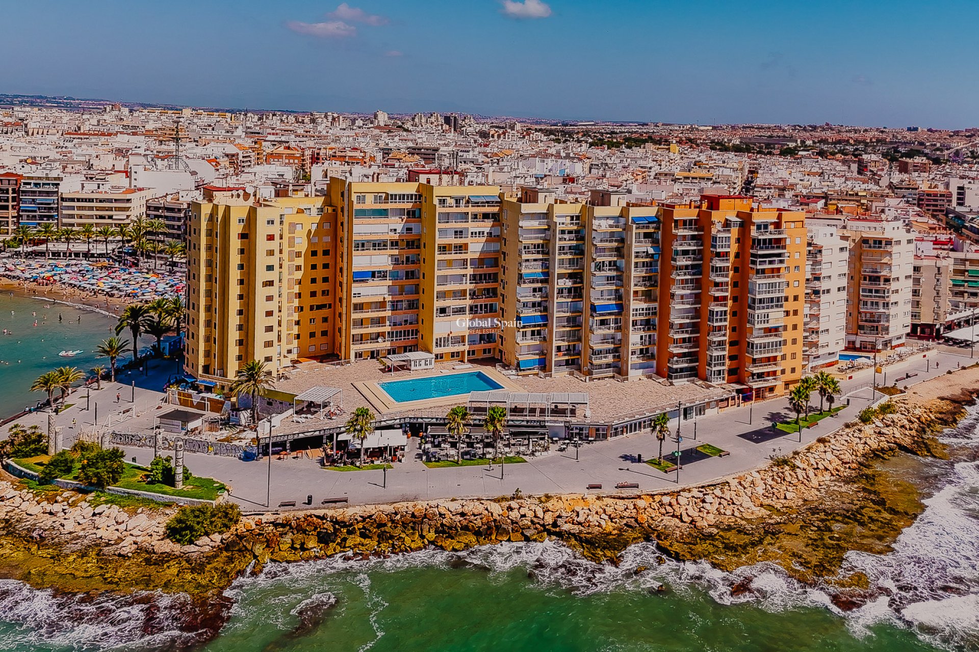 Revente - APPARTEMENT -
TORREVIEJA - Playa del cura