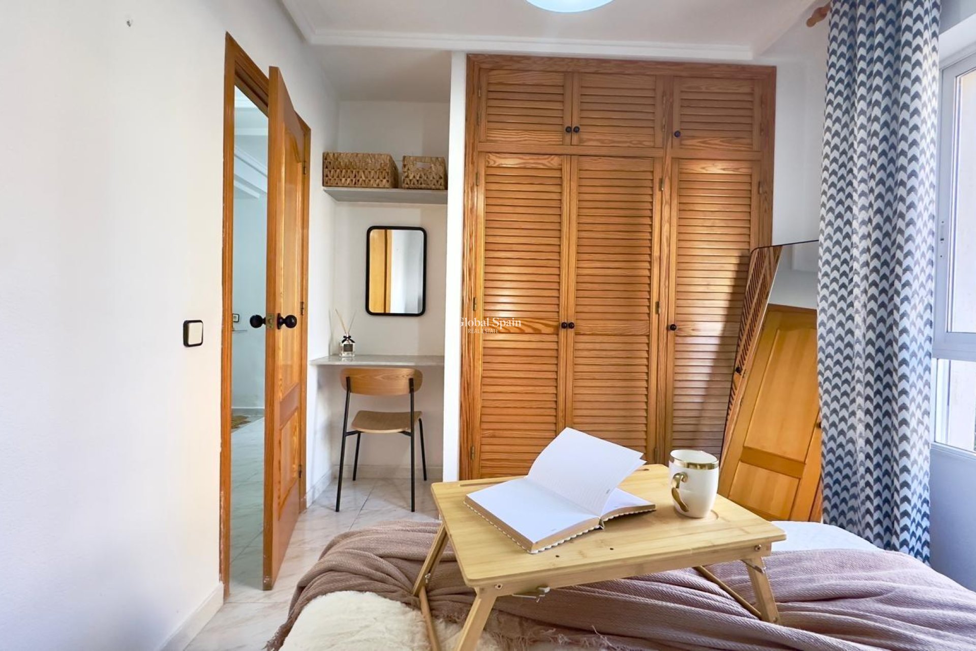 Revente - APPARTEMENT -
TORREVIEJA - Playa del Cura