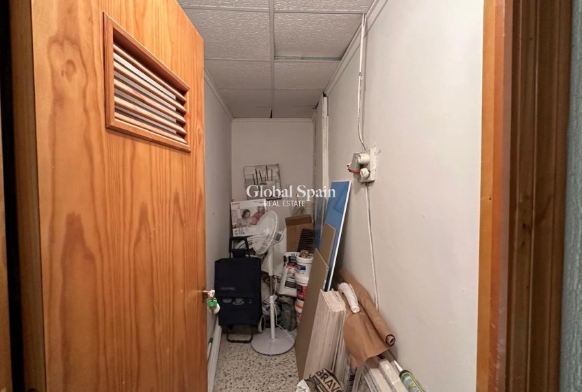 Revente - APPARTEMENT -
TORREVIEJA - Playa del Cura