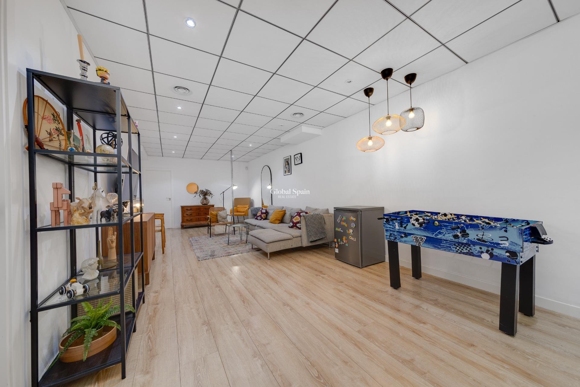 Revente - APPARTEMENT -
TORREVIEJA - Playa del Cura