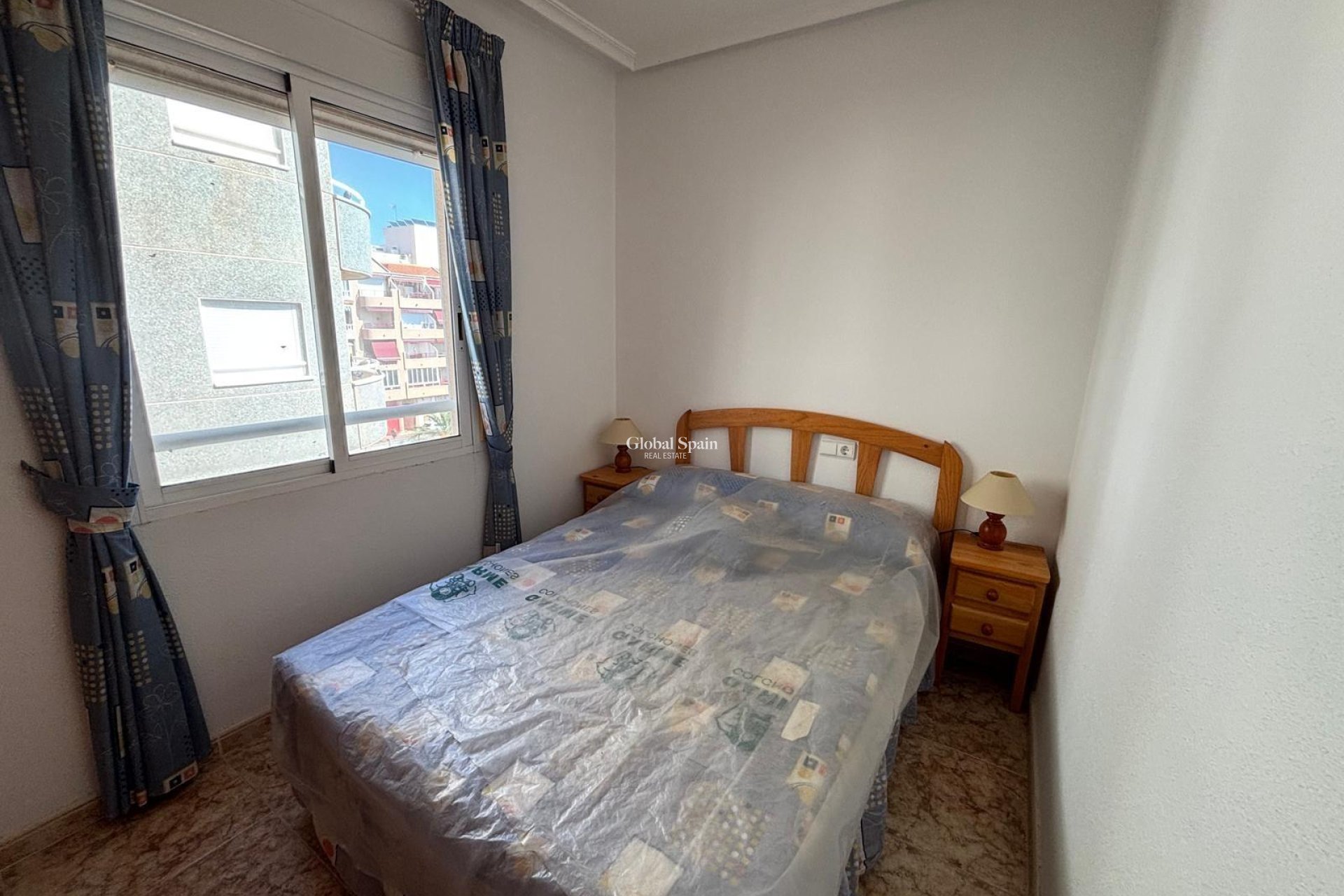 Revente - APPARTEMENT -
TORREVIEJA - Playa del Cura