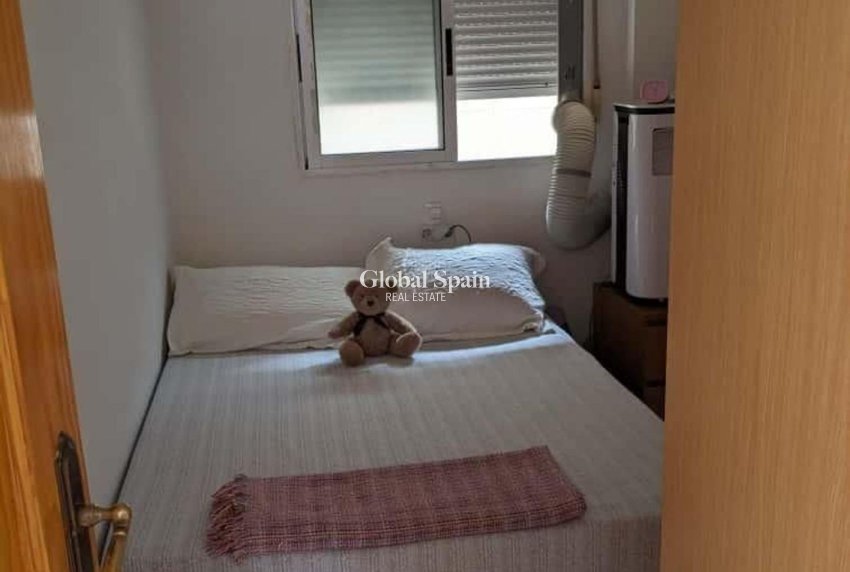 Revente - APPARTEMENT -
TORREVIEJA - Playa del Cura