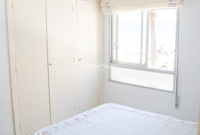 Revente - APPARTEMENT -
TORREVIEJA - Playa del Cura