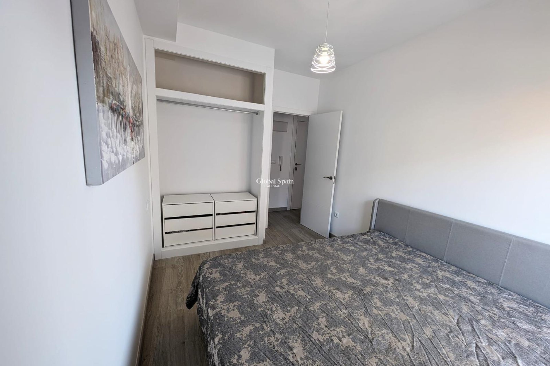 Revente - APPARTEMENT -
TORREVIEJA - Playa del Cura