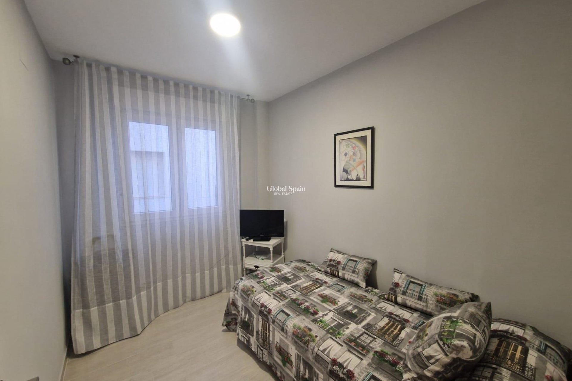 Revente - APPARTEMENT -
TORREVIEJA - Playa del Cura