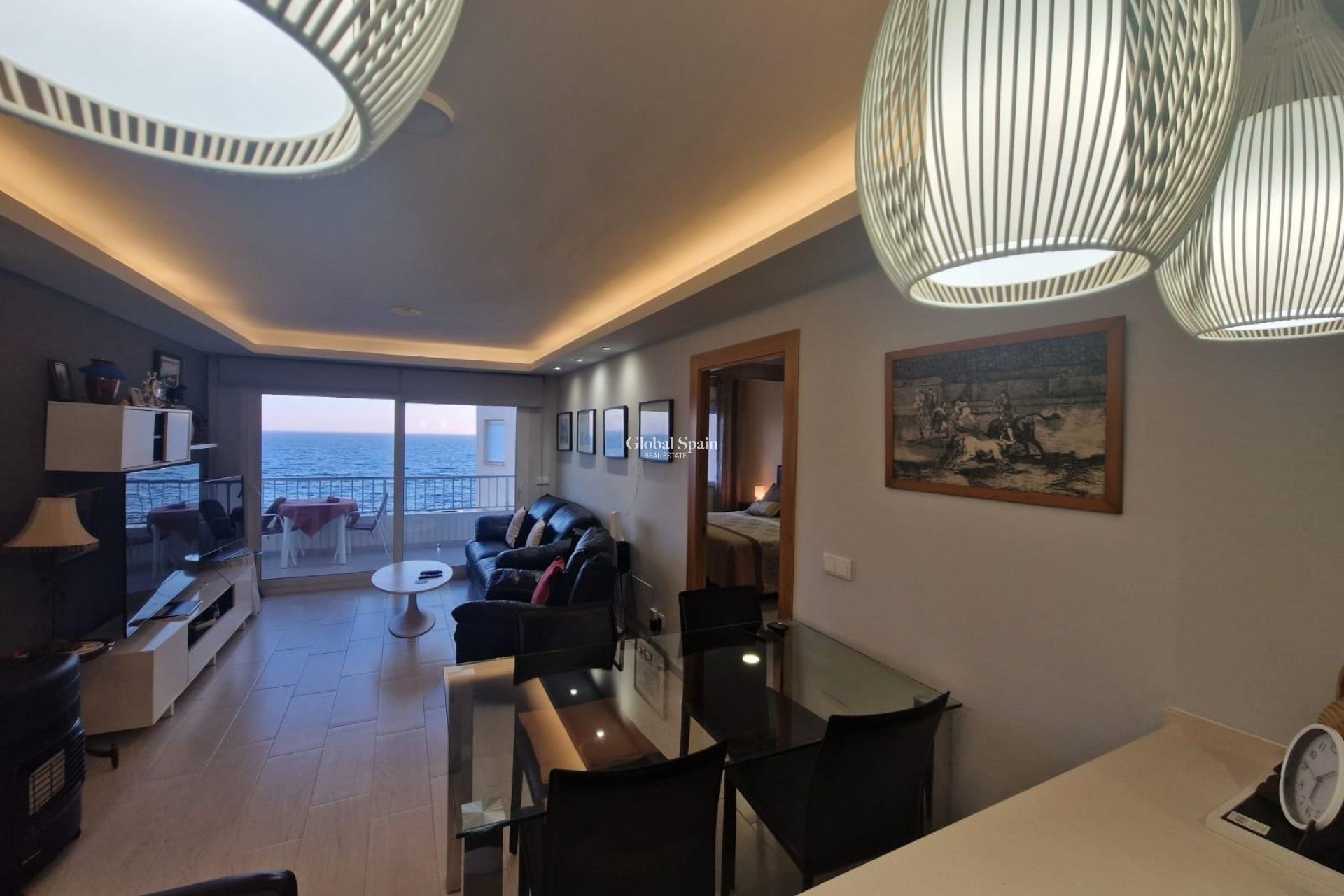 Revente - APPARTEMENT -
TORREVIEJA - Playa del Cura