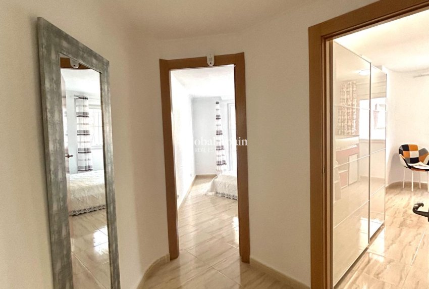 Revente - APPARTEMENT -
TORREVIEJA - Playa del Cura