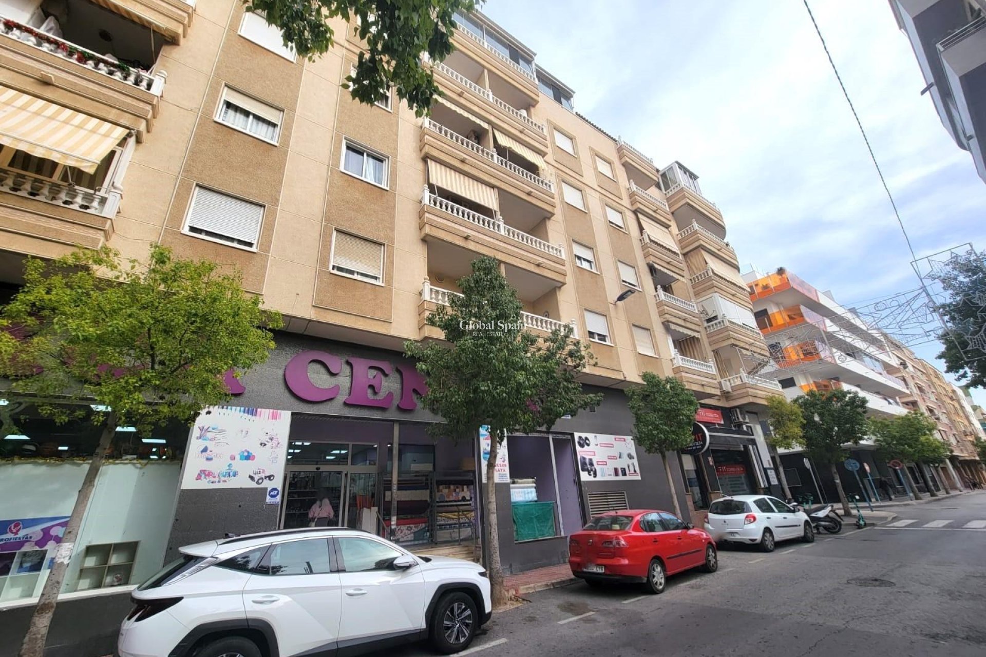 Revente - APPARTEMENT -
TORREVIEJA - Playa del Cura