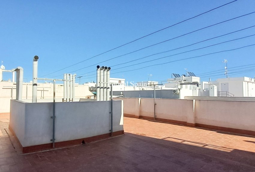 Revente - APPARTEMENT -
TORREVIEJA - Playa del Cura