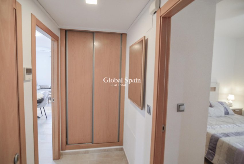 Revente - APPARTEMENT -
TORREVIEJA - Playa del Cura