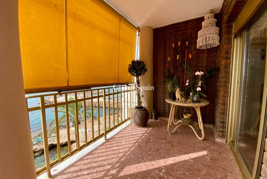 Revente - APPARTEMENT -
TORREVIEJA - Playa del Cura