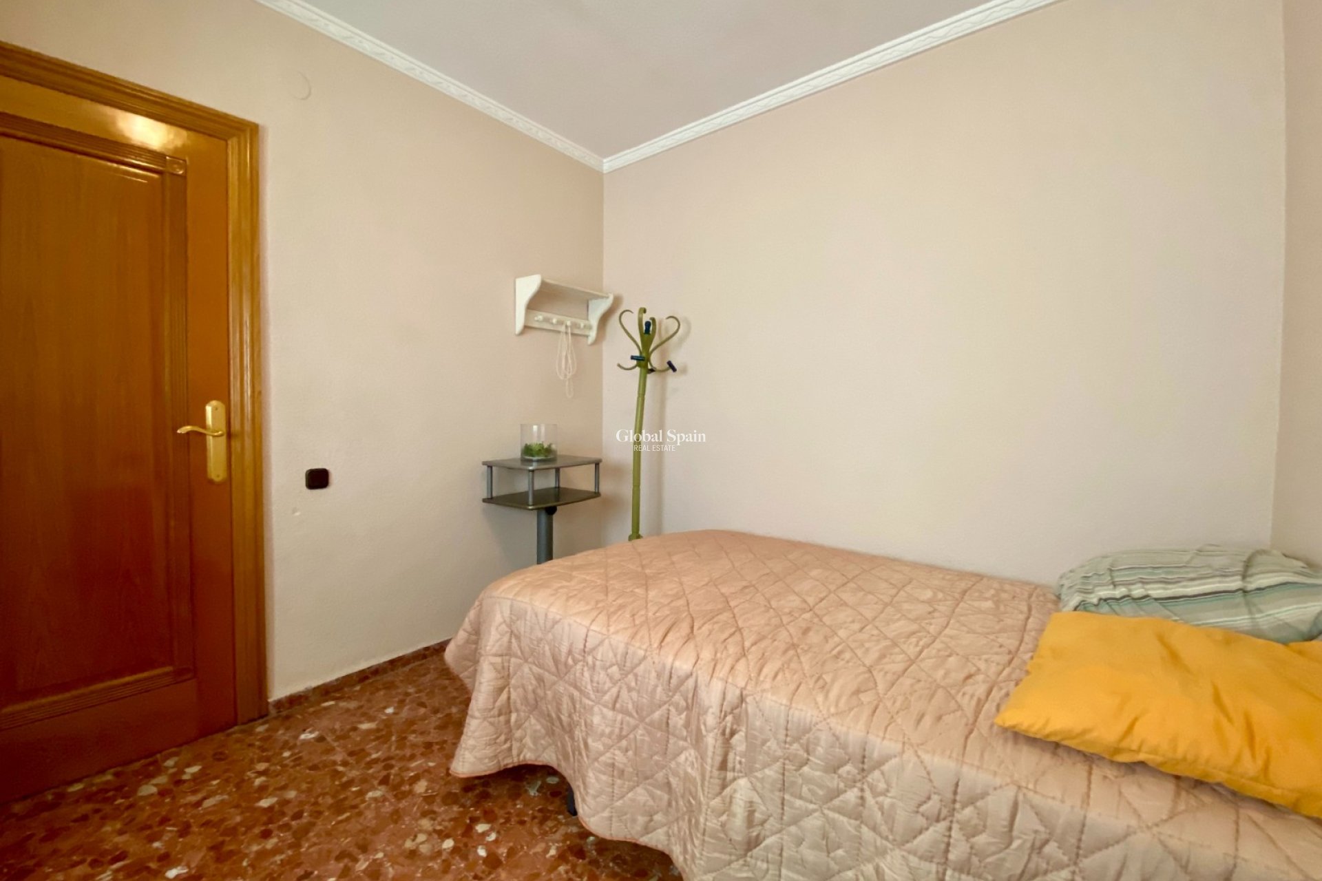 Revente - APPARTEMENT -
TORREVIEJA - Playa del Cura