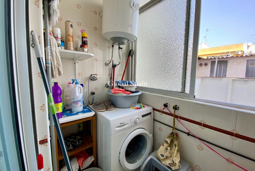 Revente - APPARTEMENT -
TORREVIEJA - Playa del Cura