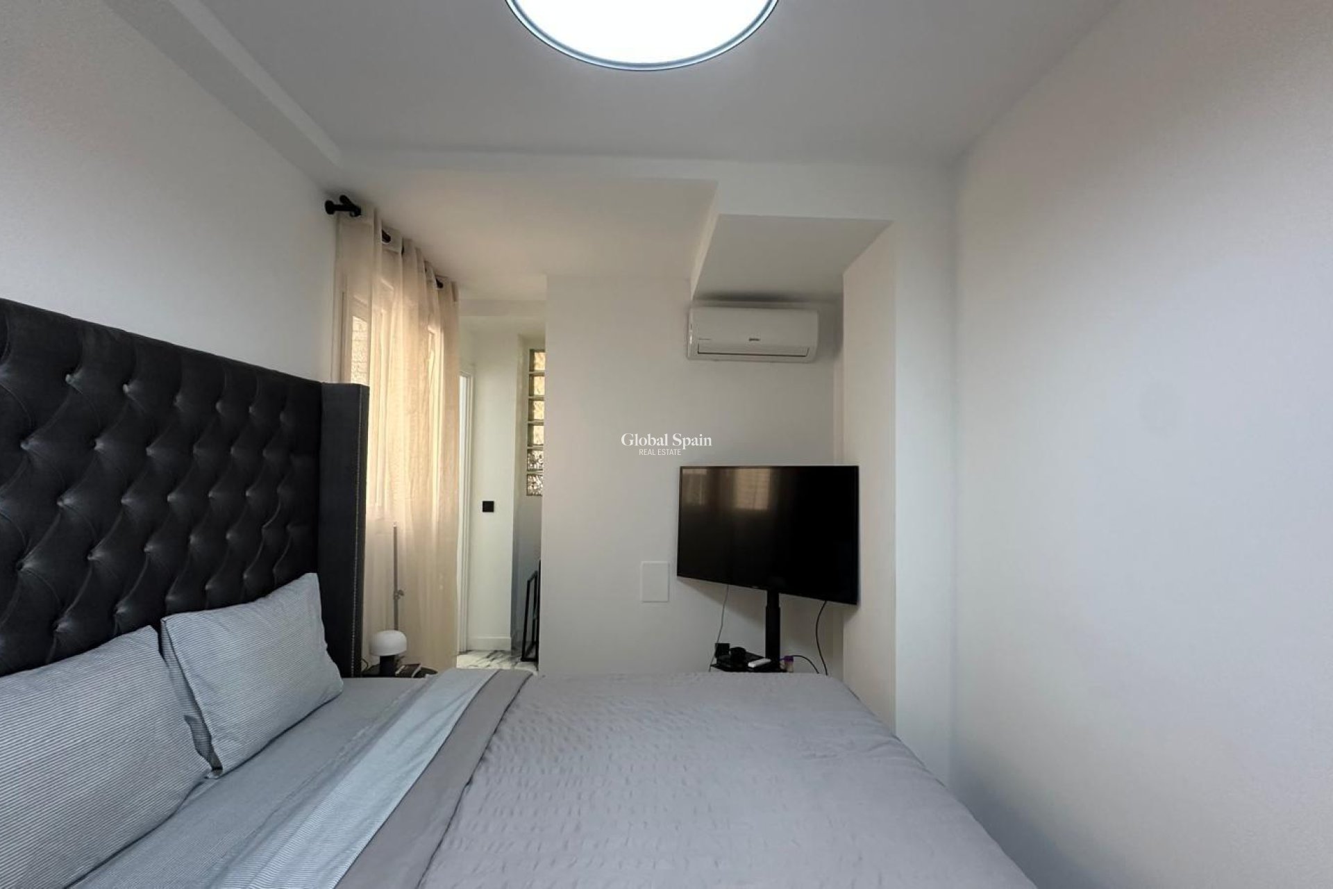 Revente - APPARTEMENT -
TORREVIEJA - Playa del Cura