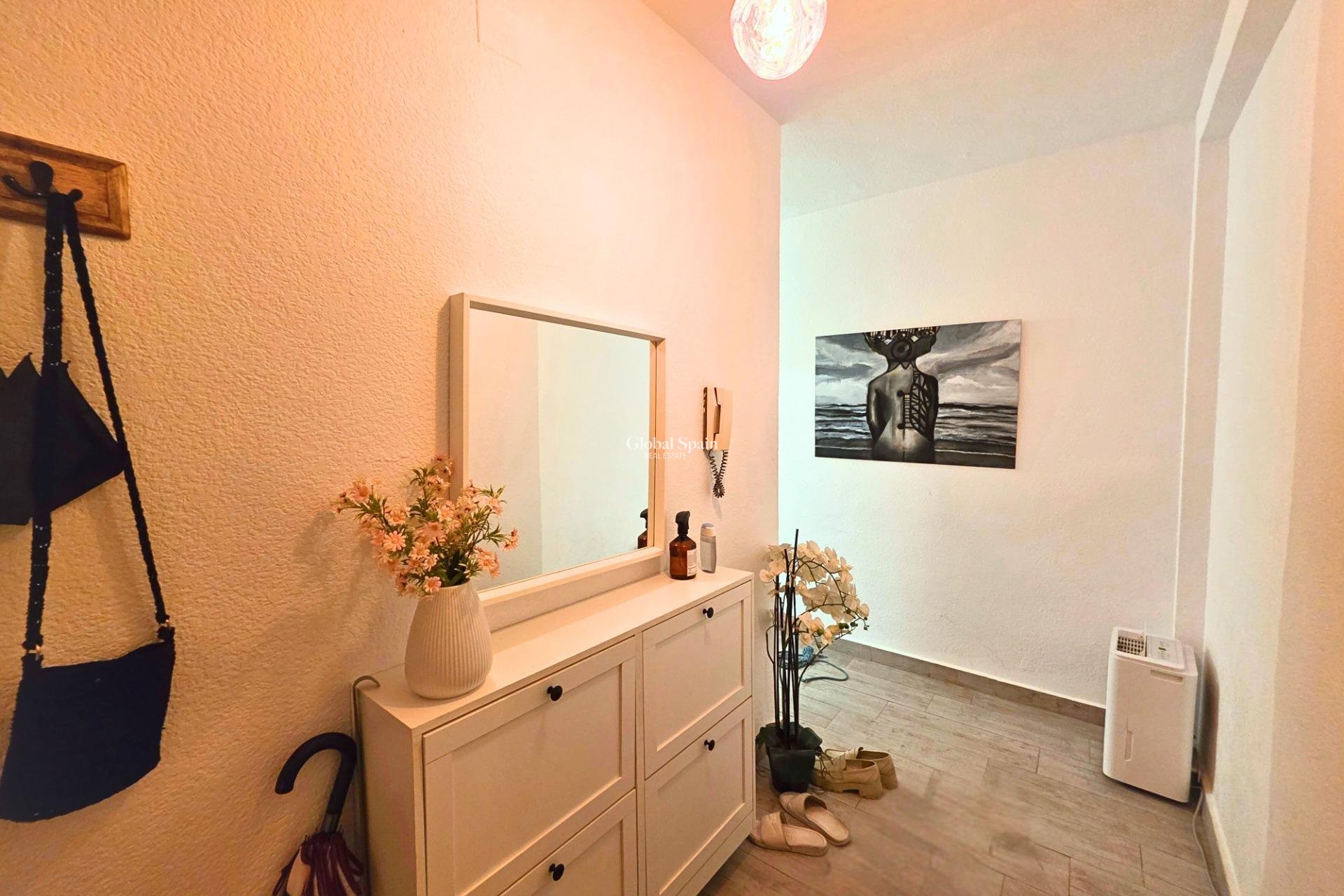 Revente - APPARTEMENT -
TORREVIEJA - Playa del Cura