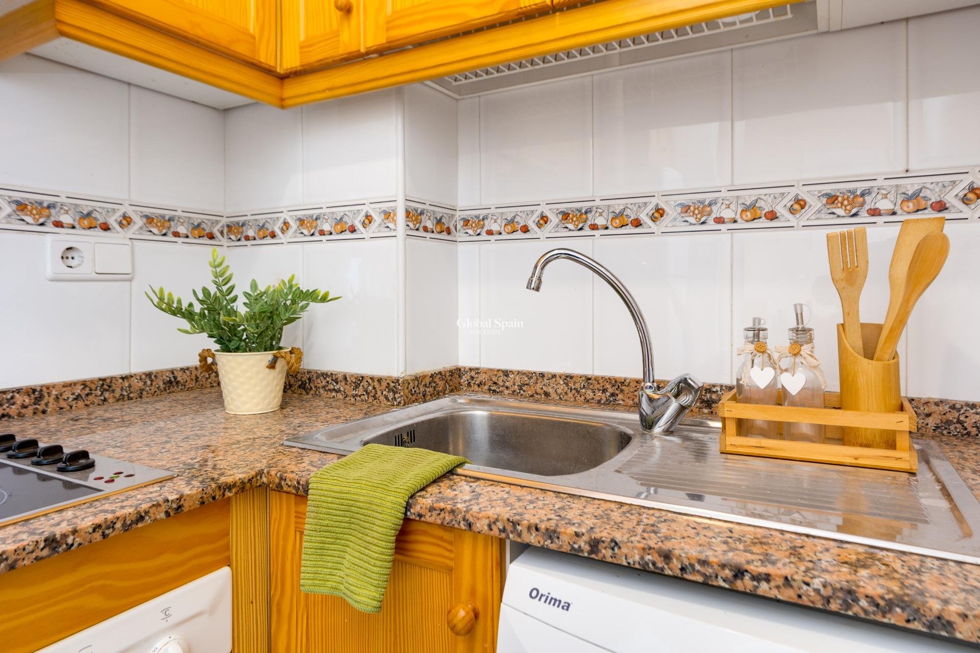 Revente - APPARTEMENT -
TORREVIEJA - Playa del Cura