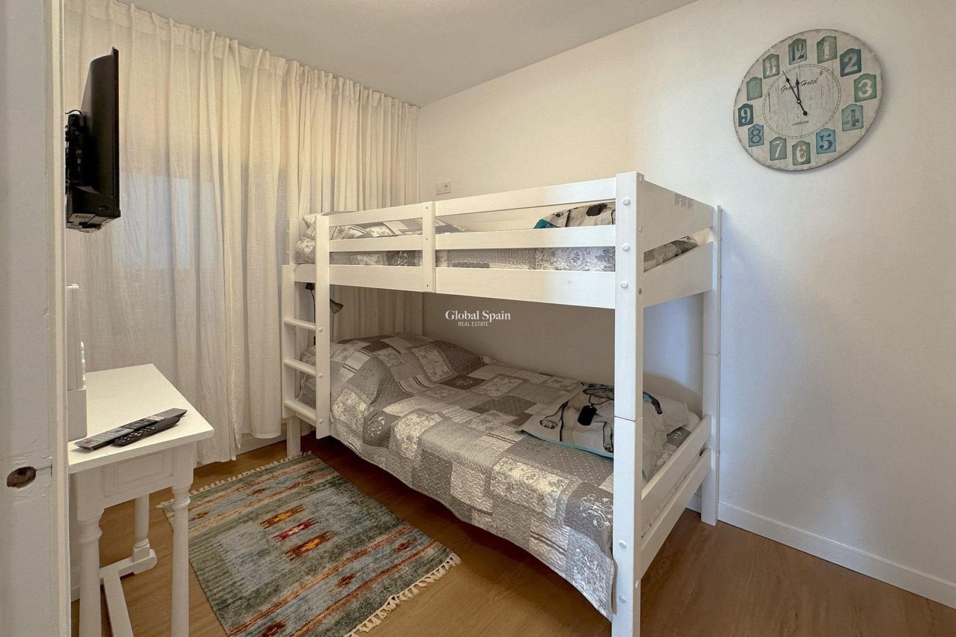 Revente - APPARTEMENT -
TORREVIEJA - Playa del Cura