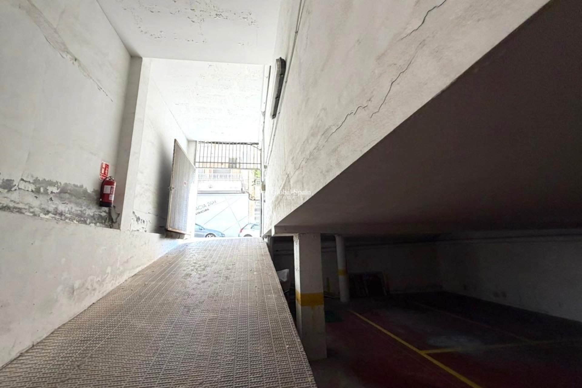 Revente - APPARTEMENT -
TORREVIEJA - Playa del Cura