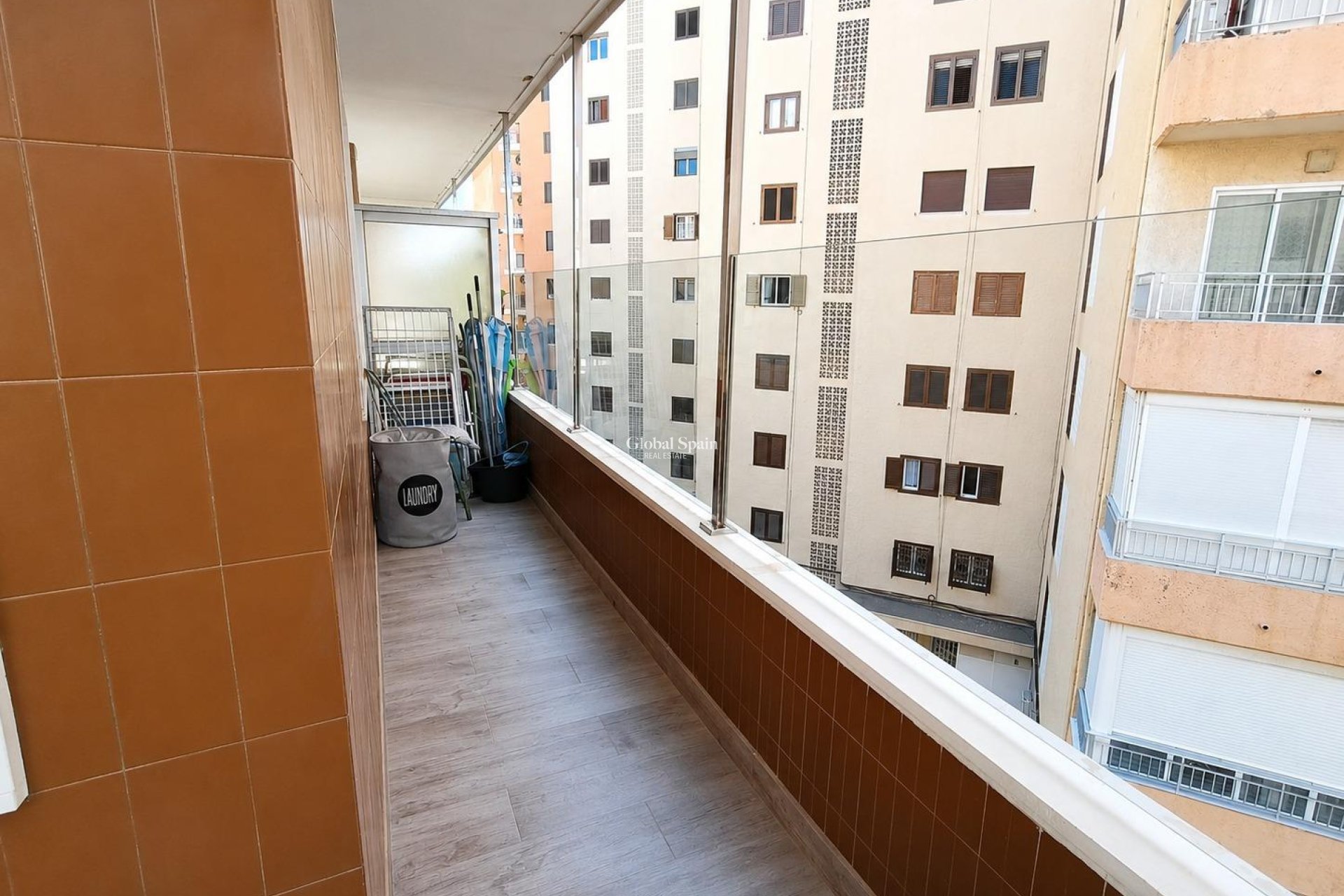Revente - APPARTEMENT -
TORREVIEJA - Playa del Cura