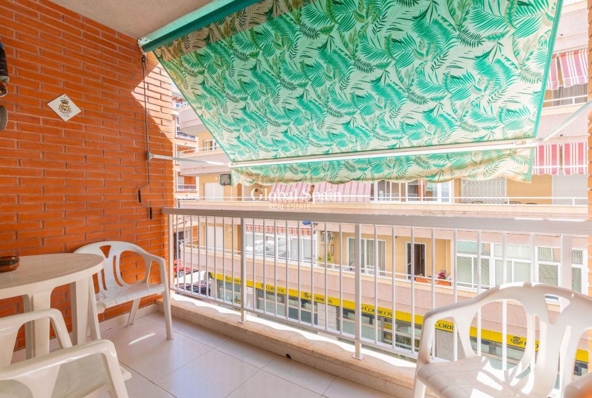 Revente - APPARTEMENT -
TORREVIEJA - Playa del cura