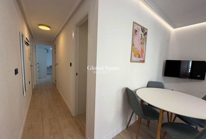 Revente - APPARTEMENT -
TORREVIEJA - Playa del Cura