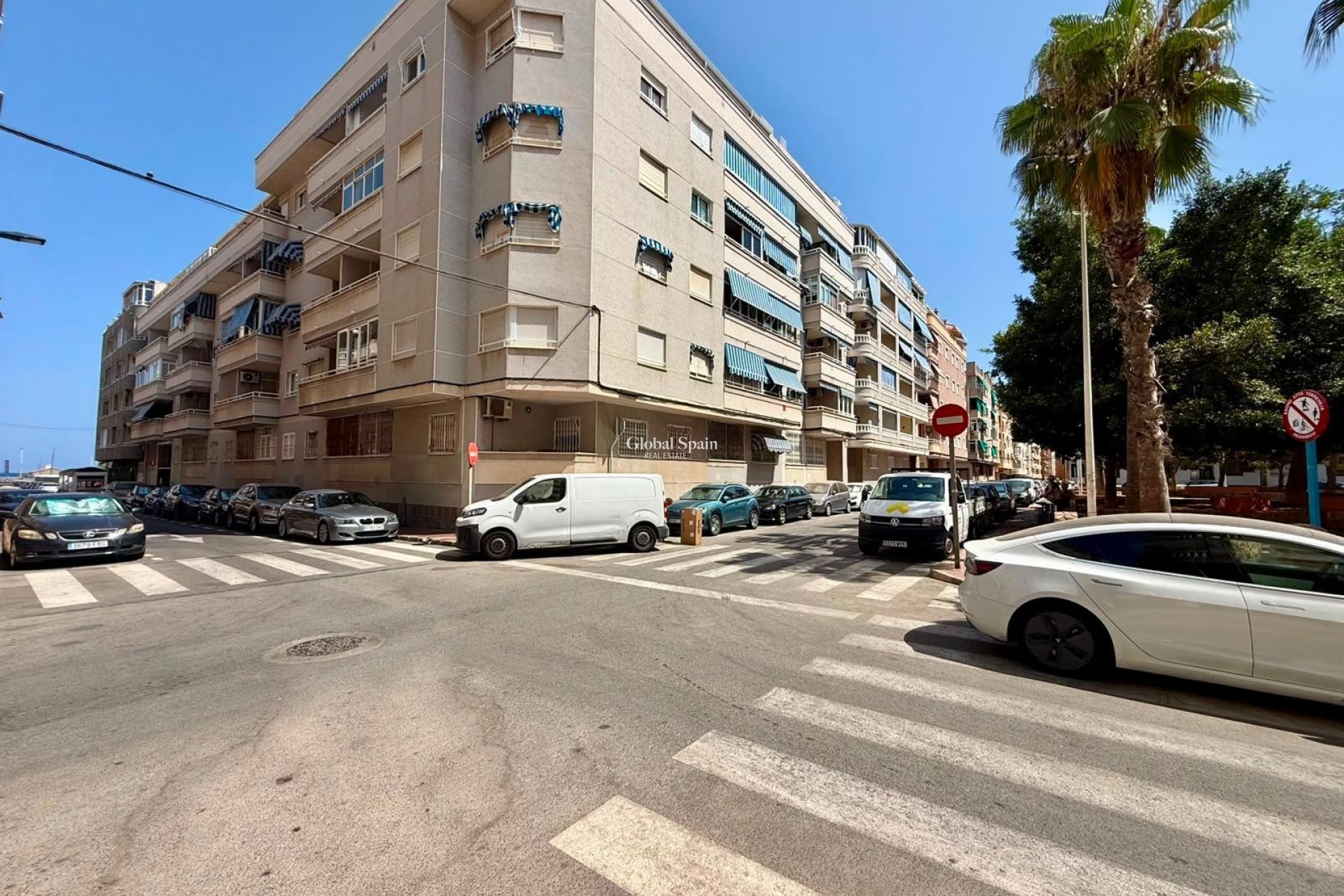 Revente - APPARTEMENT -
TORREVIEJA - Playa del Cura