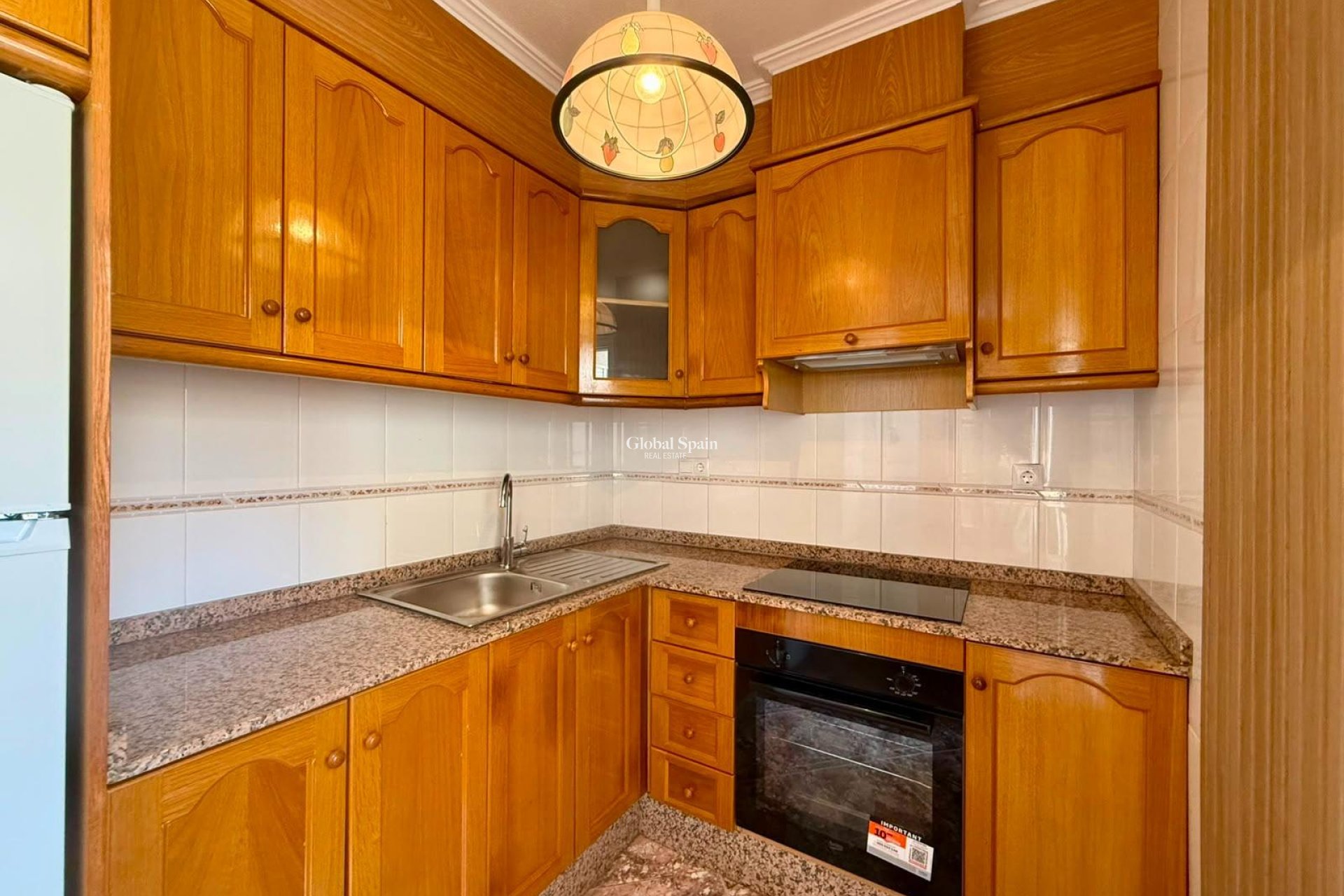 Revente - APPARTEMENT -
TORREVIEJA - Playa del Cura