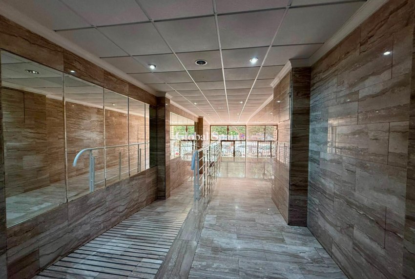 Revente - APPARTEMENT -
TORREVIEJA - Playa del Cura