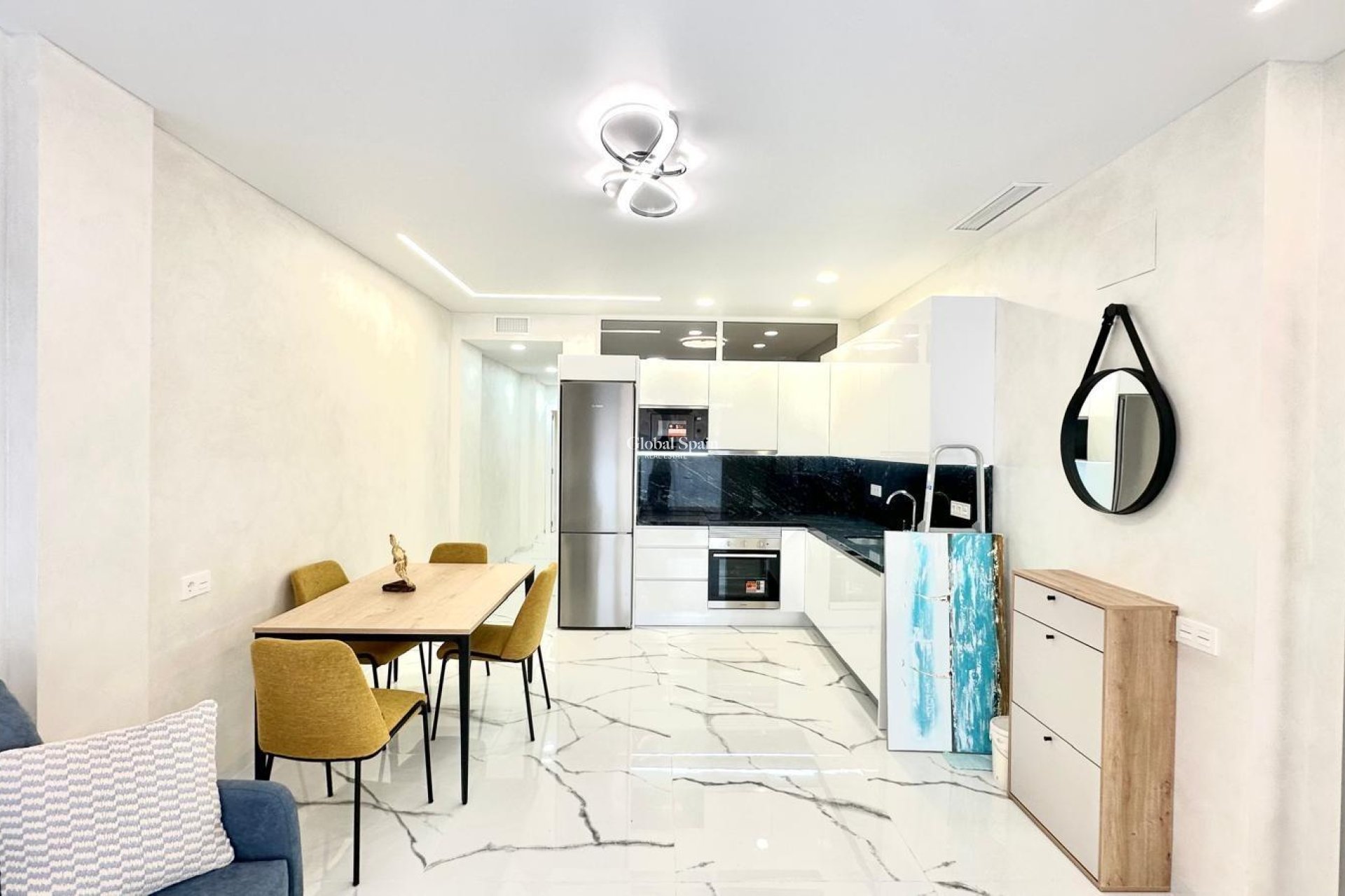 Revente - APPARTEMENT -
TORREVIEJA - Playa del Cura