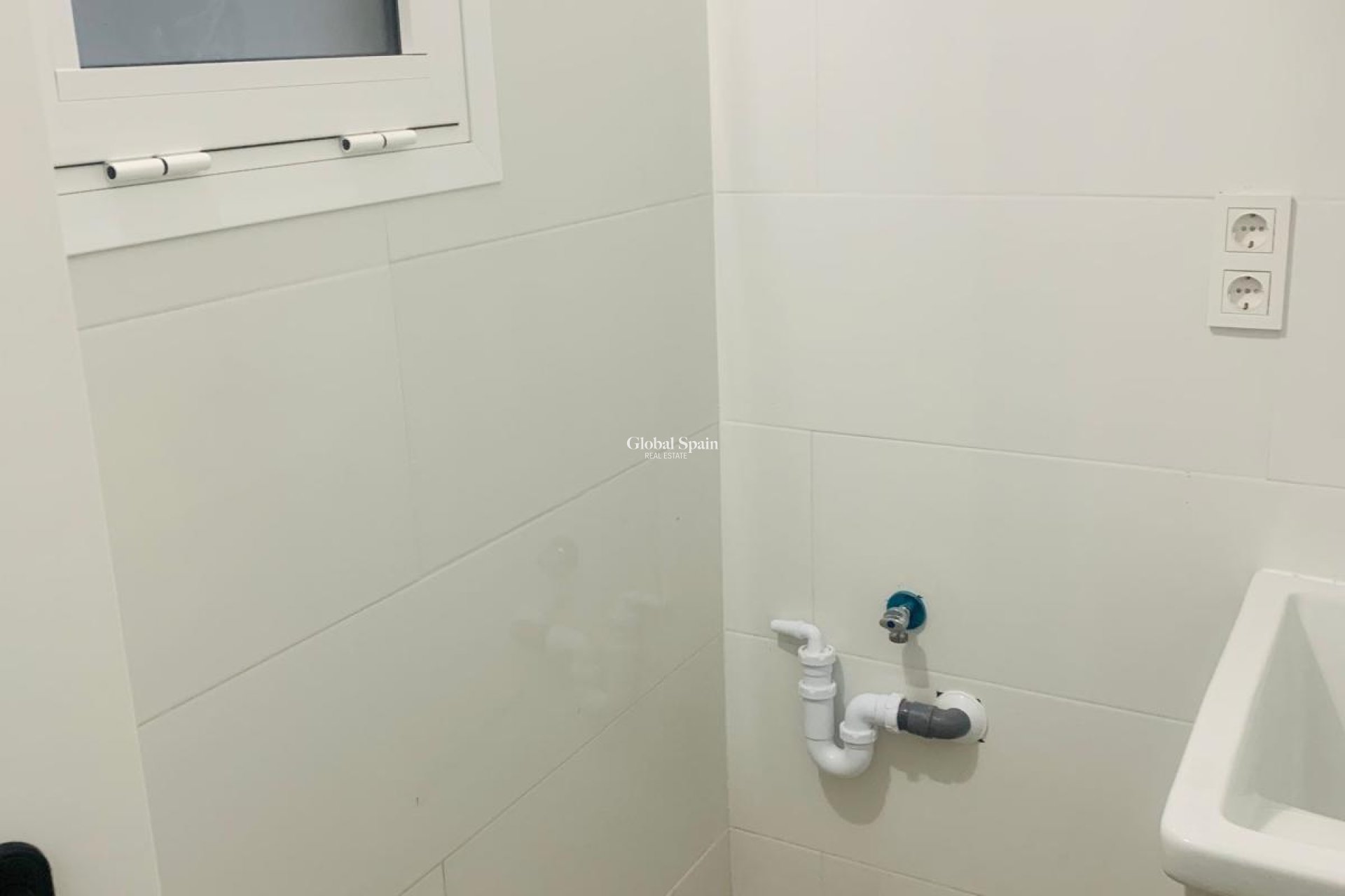Revente - APPARTEMENT -
TORREVIEJA - Playa del Cura