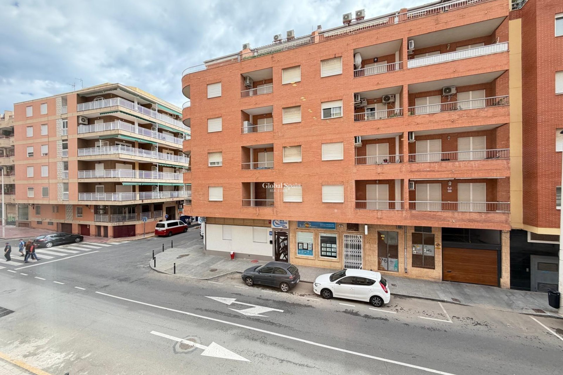 Revente - APPARTEMENT -
TORREVIEJA - Playa del Cura